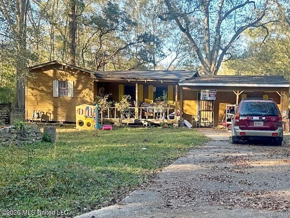 1st image of 25 Collins Rd