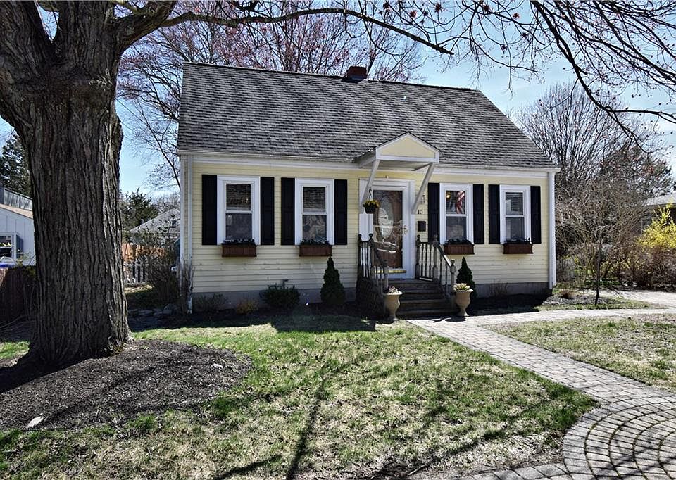 10 Winthrop St E, Riverside, RI 02915 Zillow