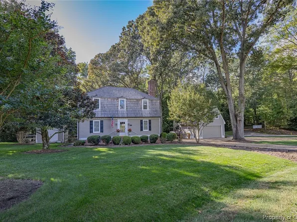 134 Garnett Hill Dr, Urbanna, VA 23175