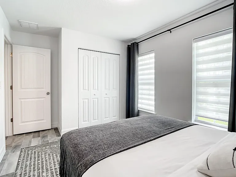 14120 Banos Ave — Photo 15