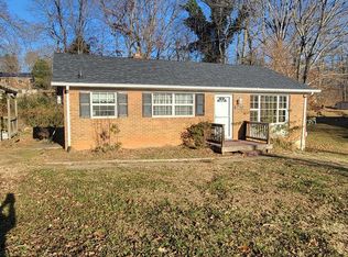 547 Briar Cliff Cir, Lynchburg, VA