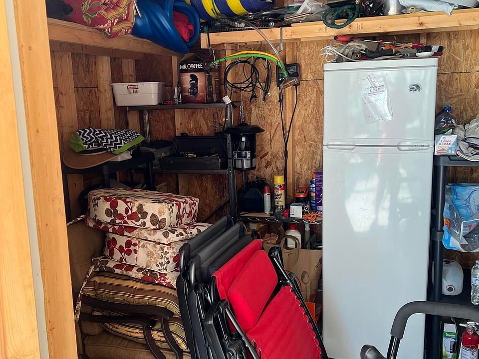 193 Highway 1383, Russell Springs, KY 42642 | MLS #22020312 | Zillow