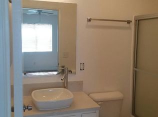 21826 Saticoy St APT 8, Canoga Park, CA 91304