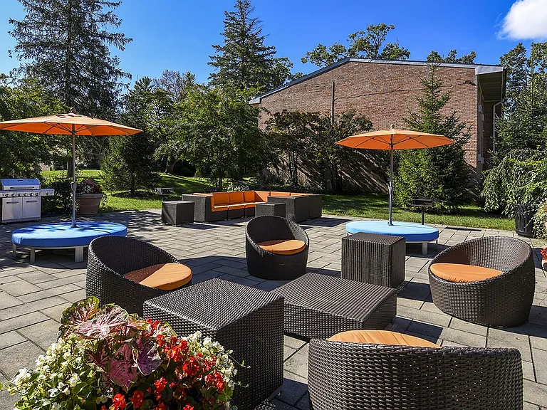 Outdoor Lounge