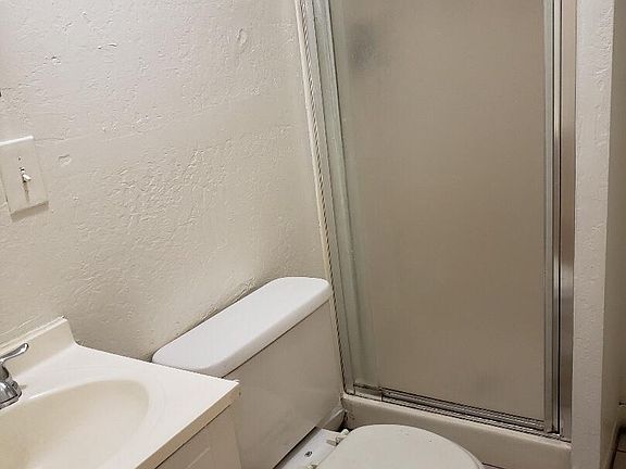 5th image of 10821 N 15th Ave Ste 19