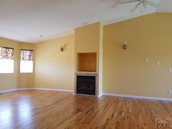 2nd image of 1043 N Clifftop Ln