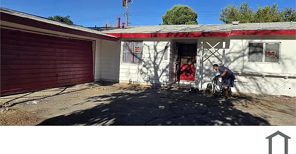 4 bed, 1430 sqft, $2,700 — Photo 1