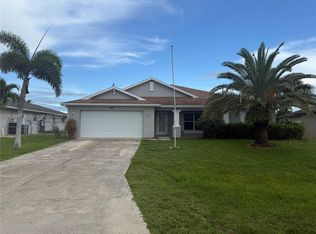 4025 SW 14th Pl, Cape Coral, FL 33914