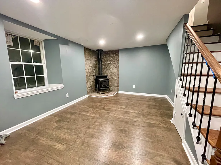 713 Warren Rd — Photo 16