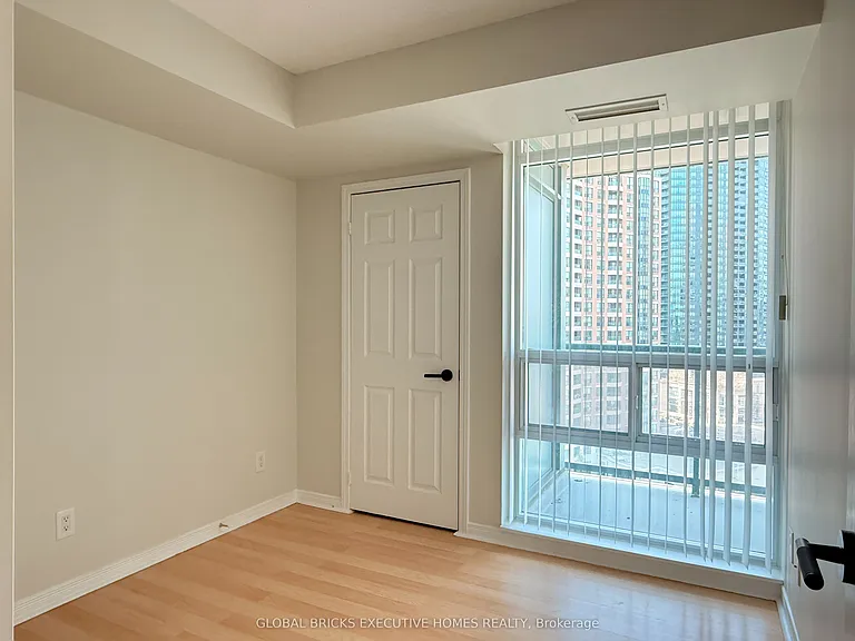 5508 Yonge St #1108 — Photo 7