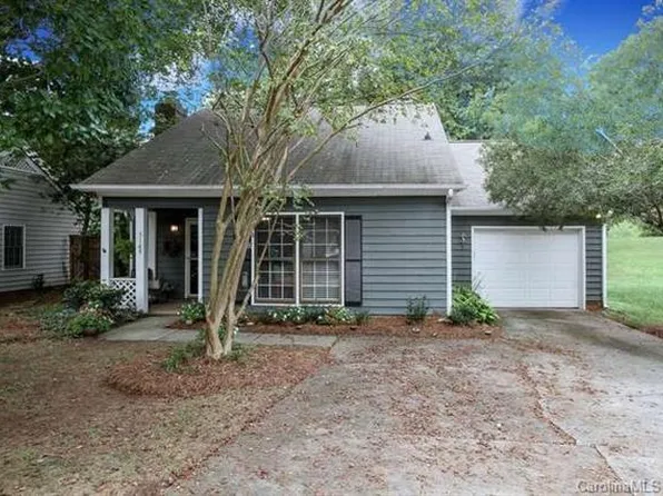 3109 Selwyn Farms Ln, Charlotte, NC 28209