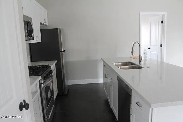 3 bed, 1600 sqft, $2,100 — Photo 4