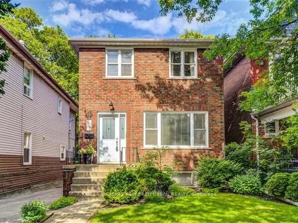 407 Woodbine Ave Floor 2, Toronto, ON M4L 3P7