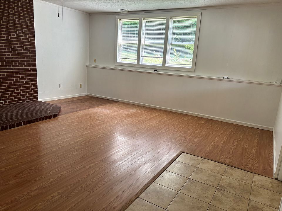 1st image of 505 E Osage St