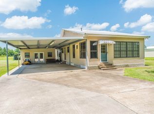 1389 Courtableau Rd, Pt Barre, LA 70577