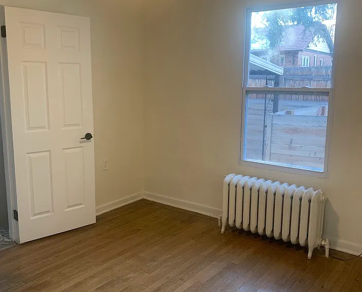 649 Colorado Blvd — Photo 30