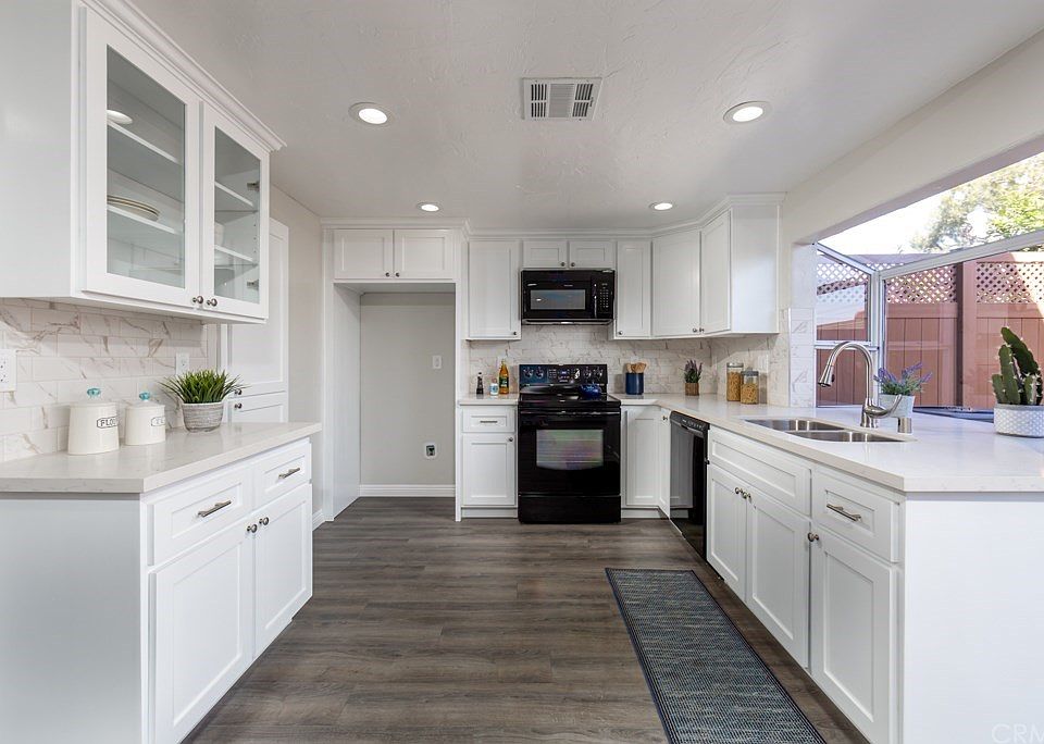 1st image of 2080 Mount Shasta Dr