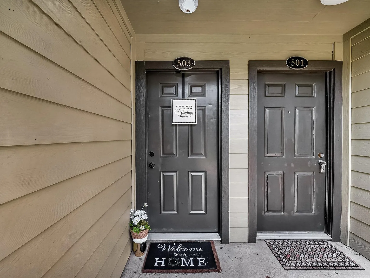 1 bed, 1.0 bath, 656 sqft, $1,040 — Photo 3