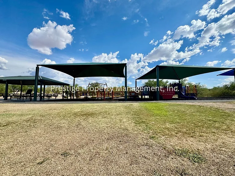703 W Cholla Crest Dr — Photo 26