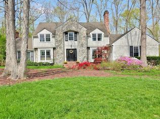 2221 Chalkwell Dr, Midlothian, VA 23113
