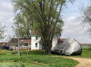 1520 W Kaiser Rd, Freeport, IL 61032