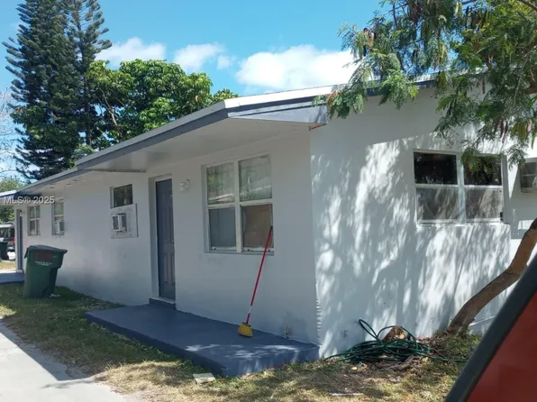 1140 NW 9th St, Homestead, FL 33030