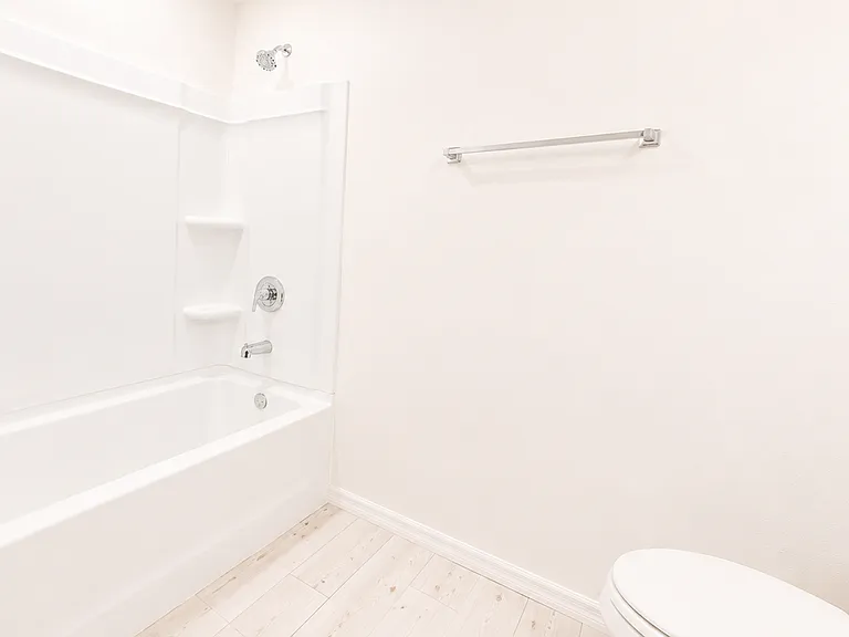 9581 Sandy Bluffs Cir — Photo 12