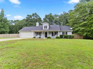 1215 Browns Country Ln, Locust Grove, GA 30248