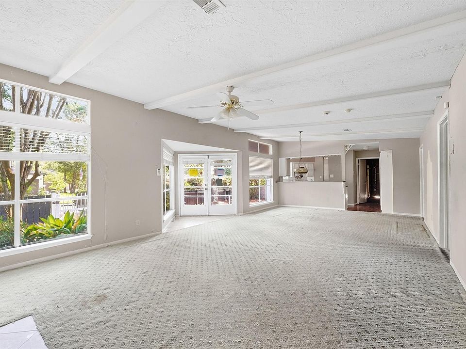 7th image of 3523 Woodland Ln