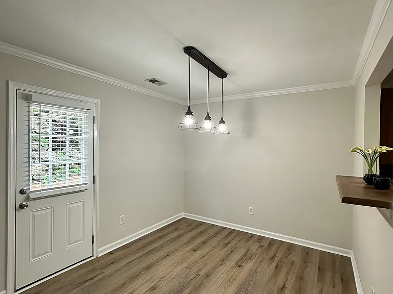 3340 Griffin Way — Photo 6