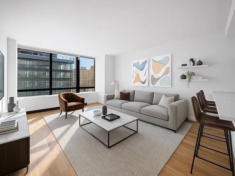 1113 York Ave #19A — Photo 1