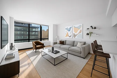 1113 York Ave #19A Photo 1