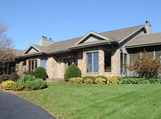 3078 Happy Valley Rd, Sun Prairie, WI 53590