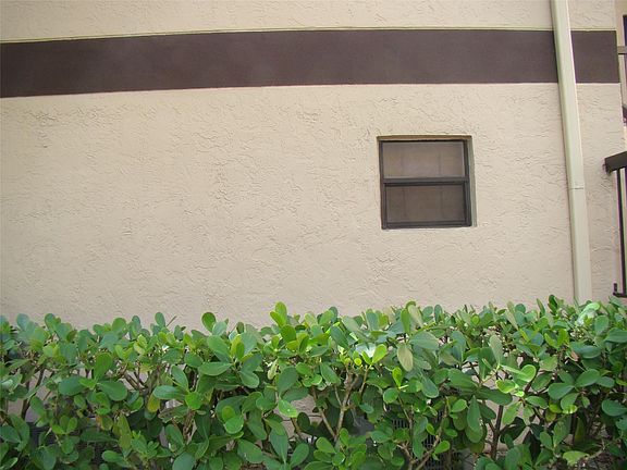 5th image of 2636 Carambola Circle #1722