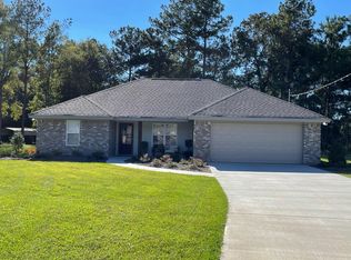155 Meadowood Dr, Petal, MS 39465