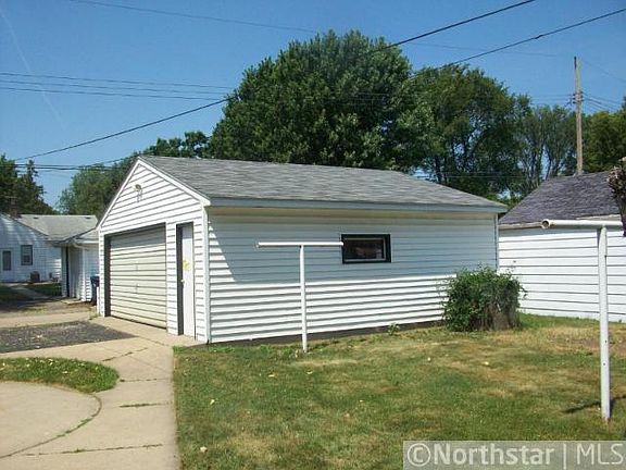 2nd image of 6932 Sheridan Ave S