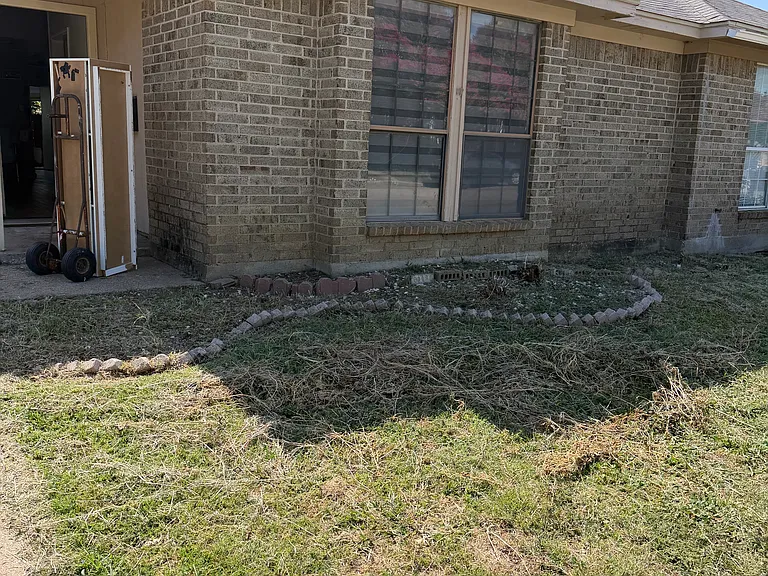 2409 Summer Place Dr — Photo 3