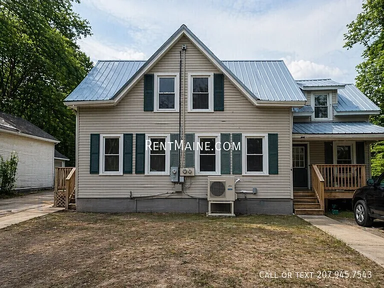 38 Academy St #C — Photo 8
