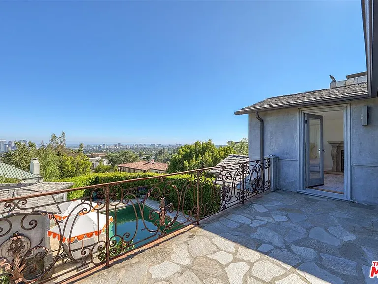 1300 Summitridge Dr — Photo 25