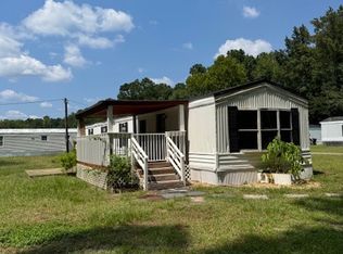 18 Country Club Trl, Riegelwood, NC 28456