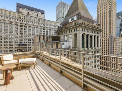 1 Wall St APT 3301, New York, NY, 10005