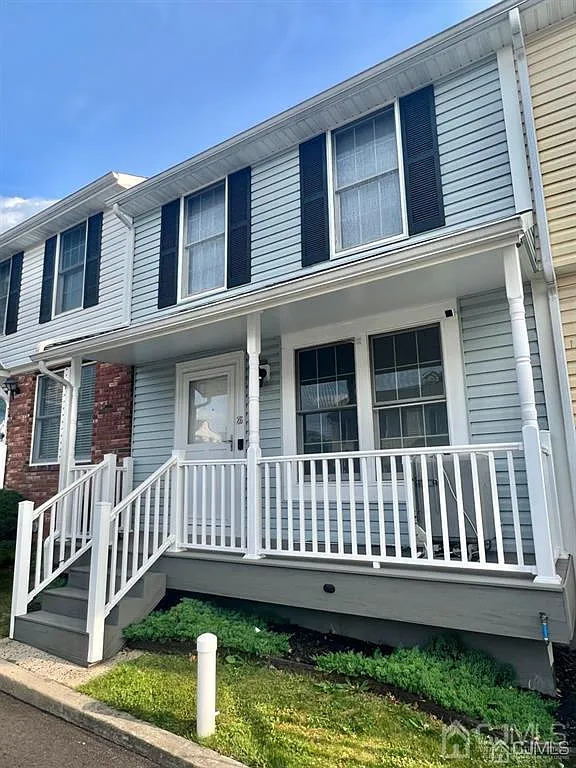 26 Dayna Ct photo 1