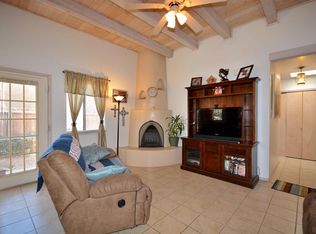 1077 Calle Don Roberto, Santa Fe, NM 87507