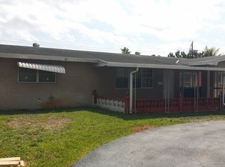 7690 Taft St, Pembroke Pines, FL 33024