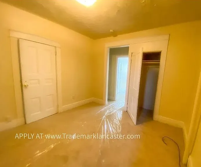 215 W Vine St #1 — Photo 4
