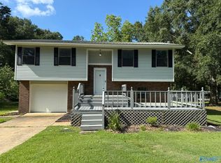 106 Lindsey Rd, Horton, AL 35980
