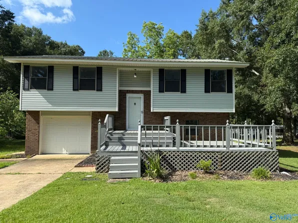 106 Lindsey Rd, Horton, AL 35980