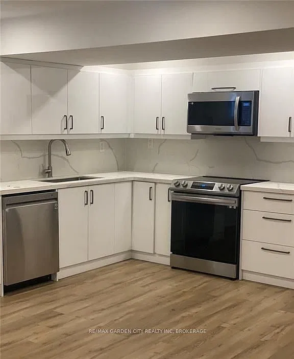 1 bed, $1,300 — Photo 4