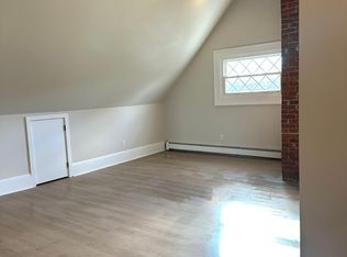 181 W Main St, North Kingstown, RI 02852