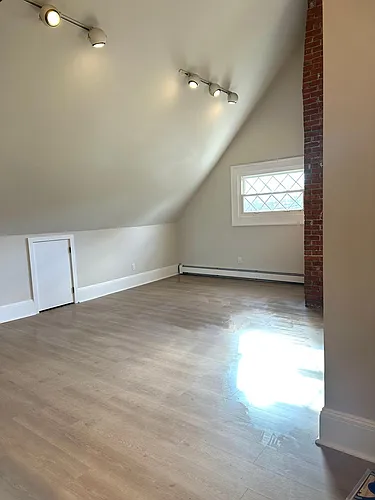 181 W Main St Photo 1